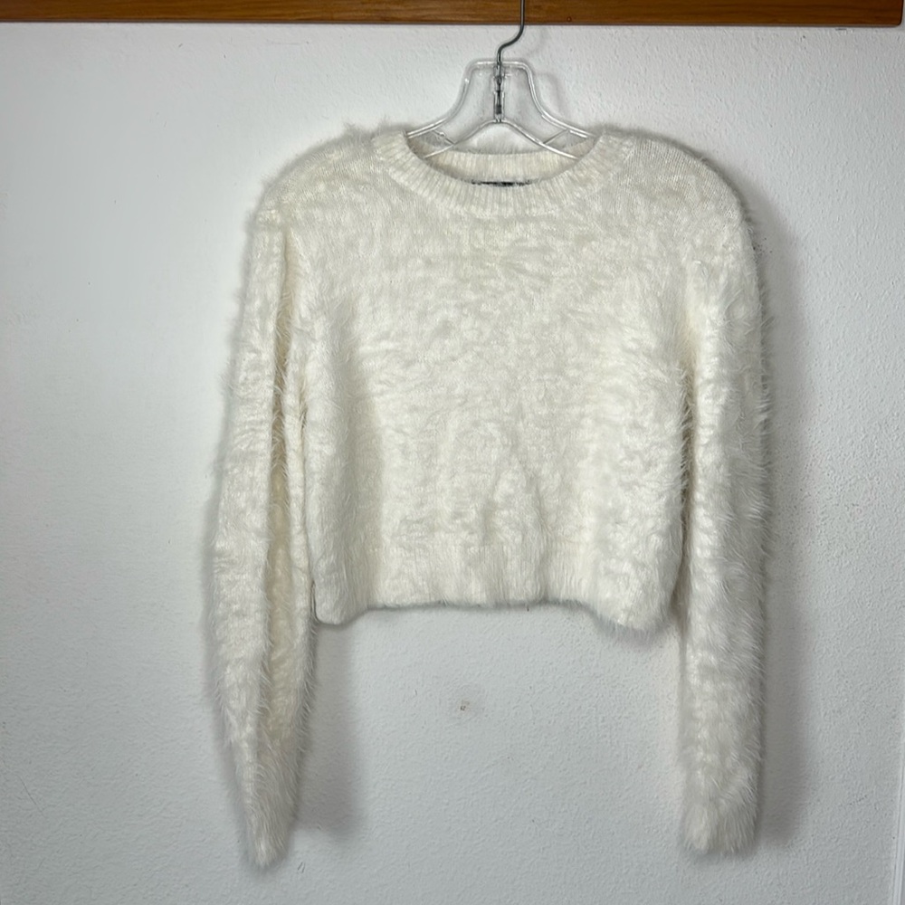 Kendall & Kylie, US size small, cropped cream sweater.